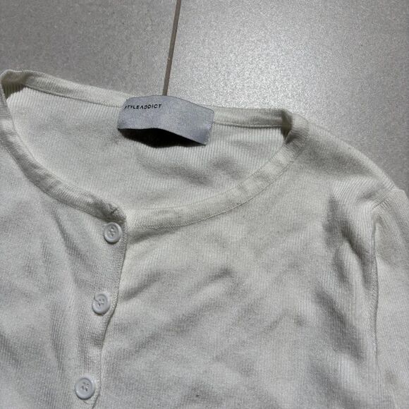 Style Addict Women's White Cardigan - Picture 2 of 3